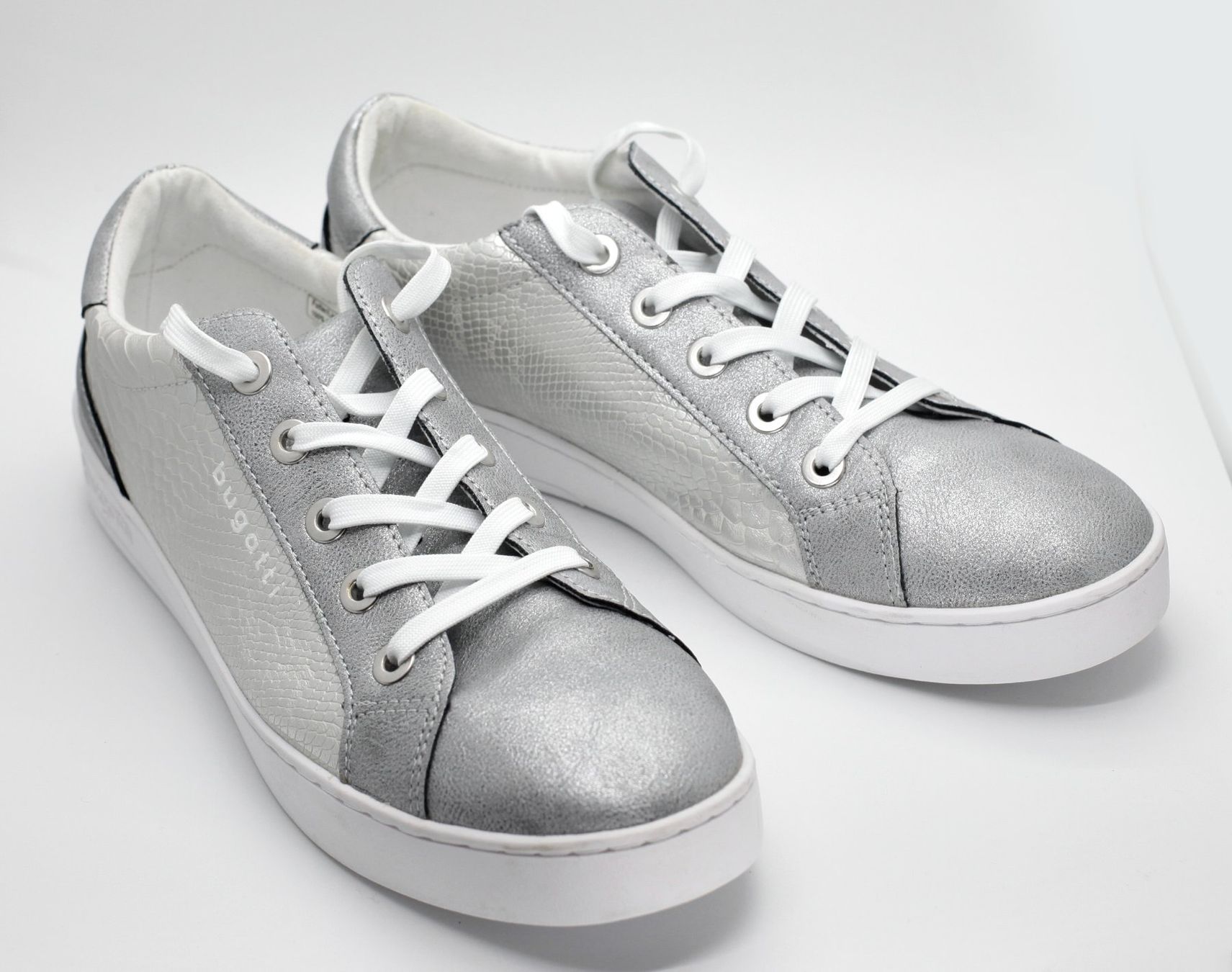 Bugatti Chaussures femmes: Bugatti Damenschuhe Gr.42 – Neuf (Voir description) à Birsfelden par Waldbrettspiel 5
