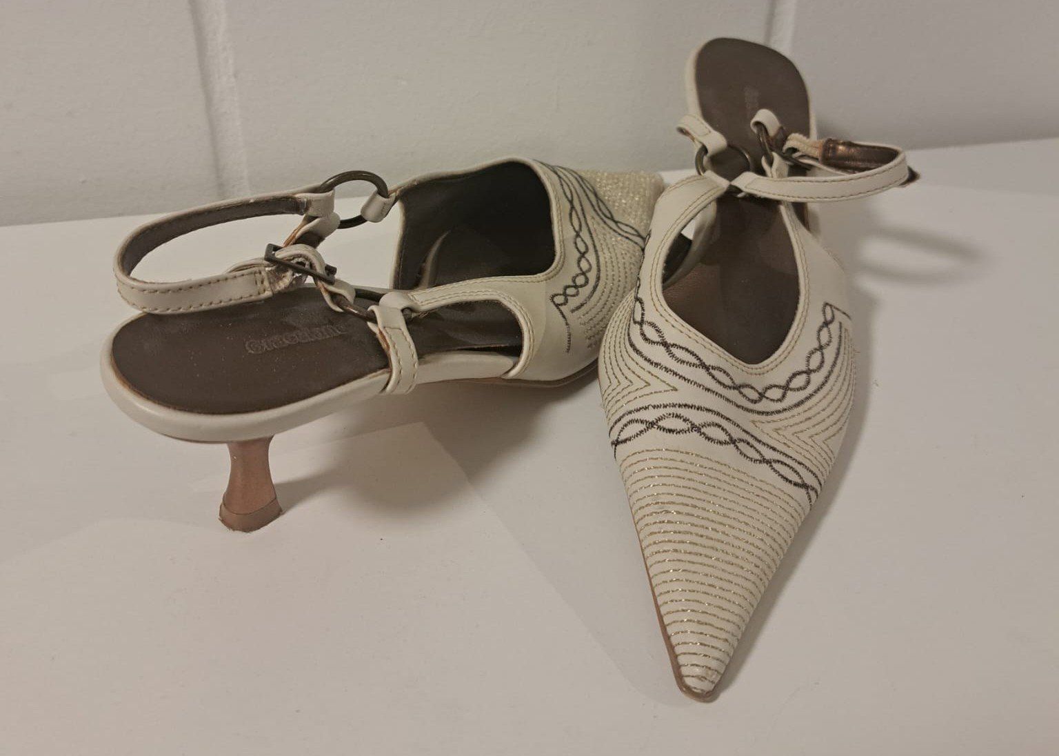 Scarpe da donna: Pumps 39 – Usato da Diepoldsau venduto da Mutschga02
