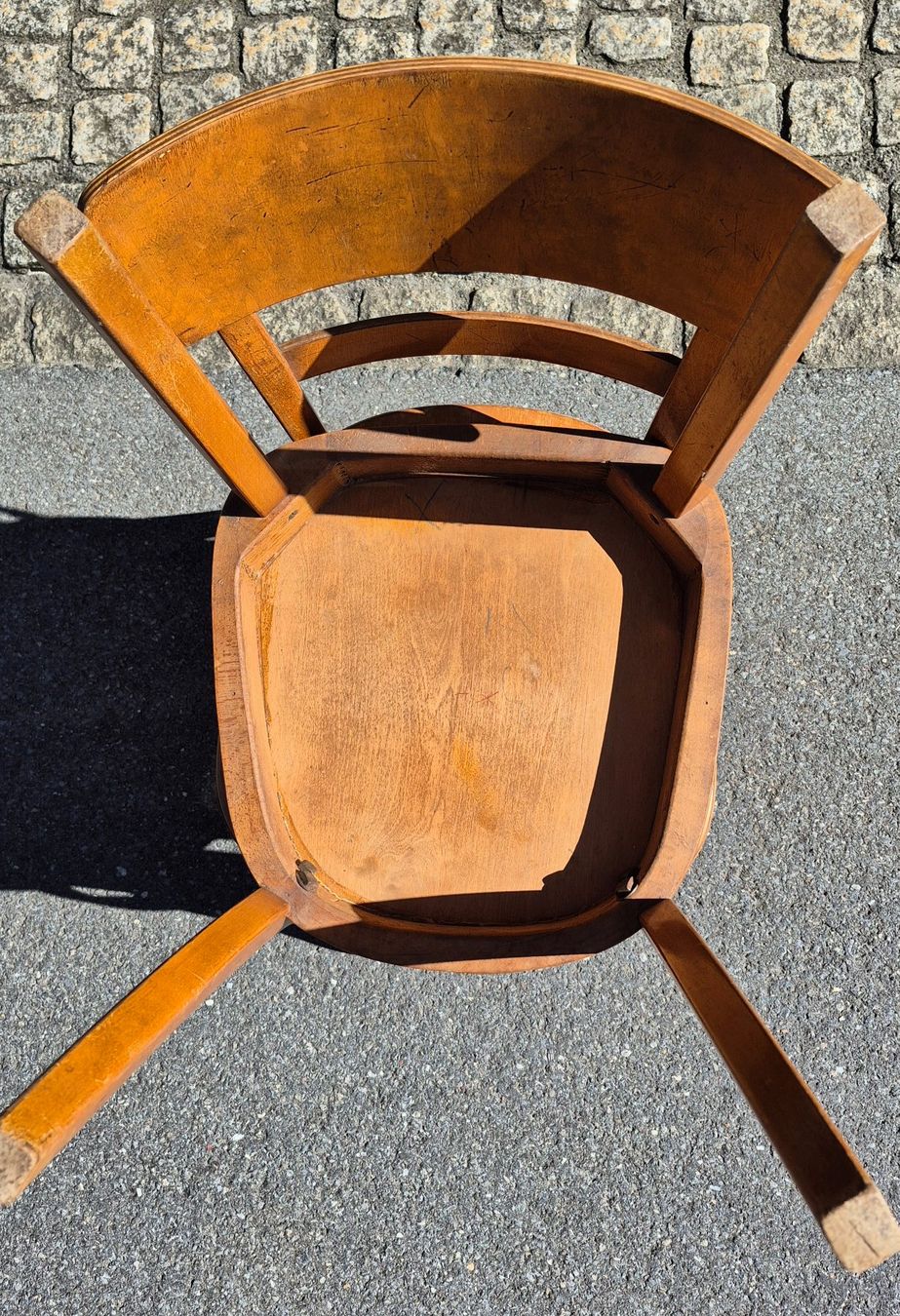 Chaises: 2 Holzstühle – D'occasion à Engi par Mil_31 3