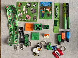 Minecraft-Set mit Aufklebern, Schlüsselanhängern, Ansteckern