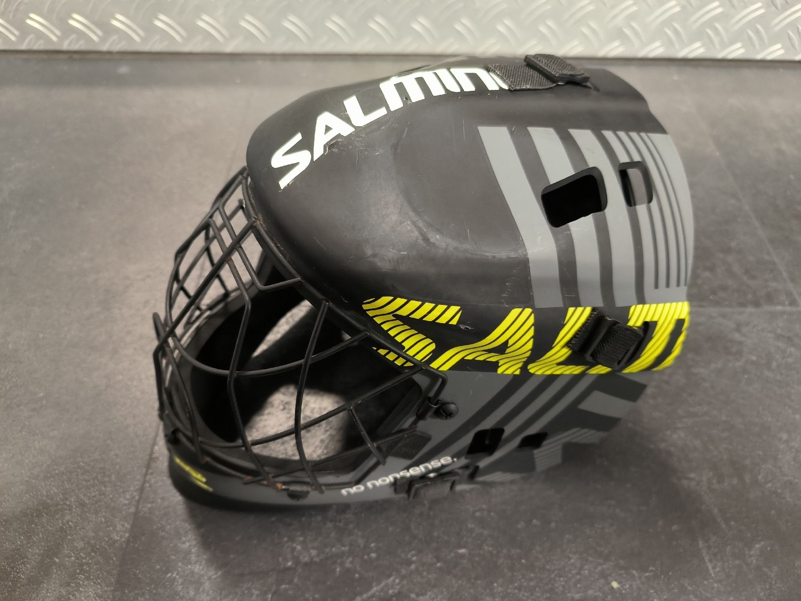 Caschi: Unihockey Goalie Helm – Usato da Othmarsingen venduto da Othm13 1