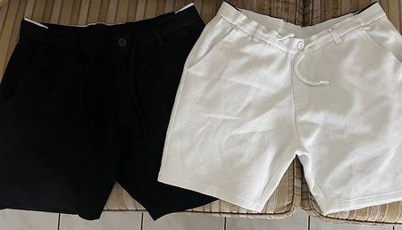 Pantaloni corti casual L