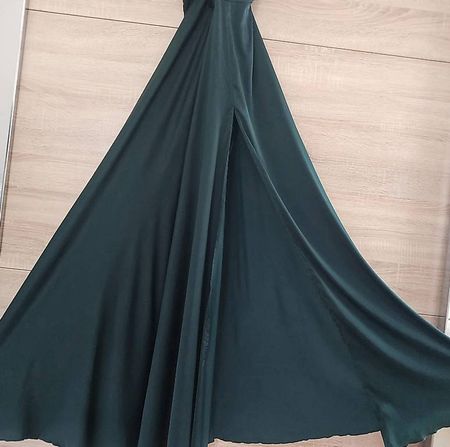 Elegantes Satin Kleid  Größe M, Rückenfrei (wie neu)