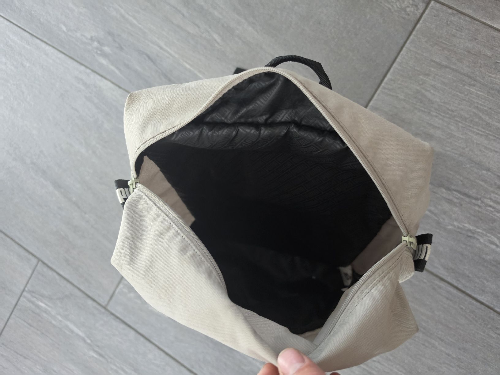 Puma Sacs à dos: Puma Rucksack beige/schwarz  – D'occasion à Merenschwand par ___niggi___ 5