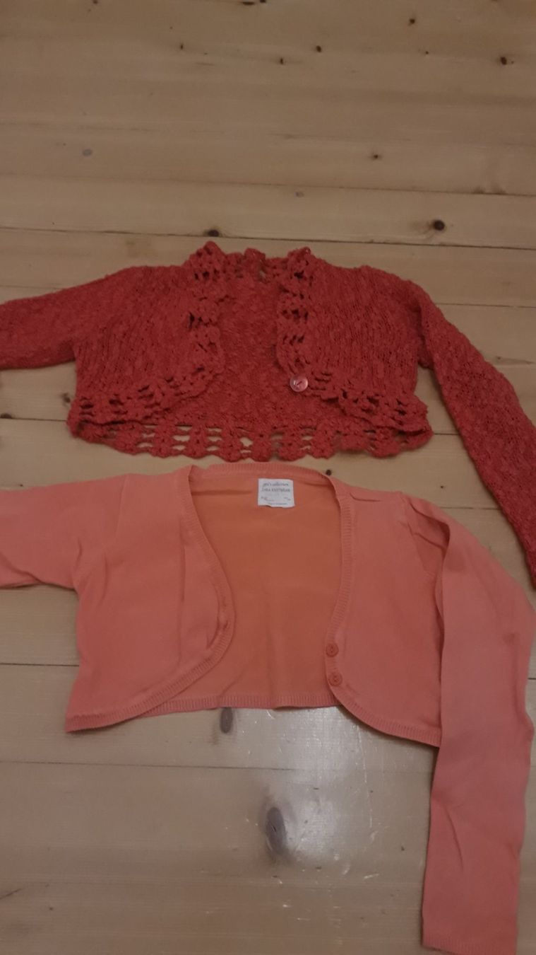 Zara Lotti & Set di vestiti: 4-teiliges Kleiderpaket – Usato da Basel venduto da mon_7m8h