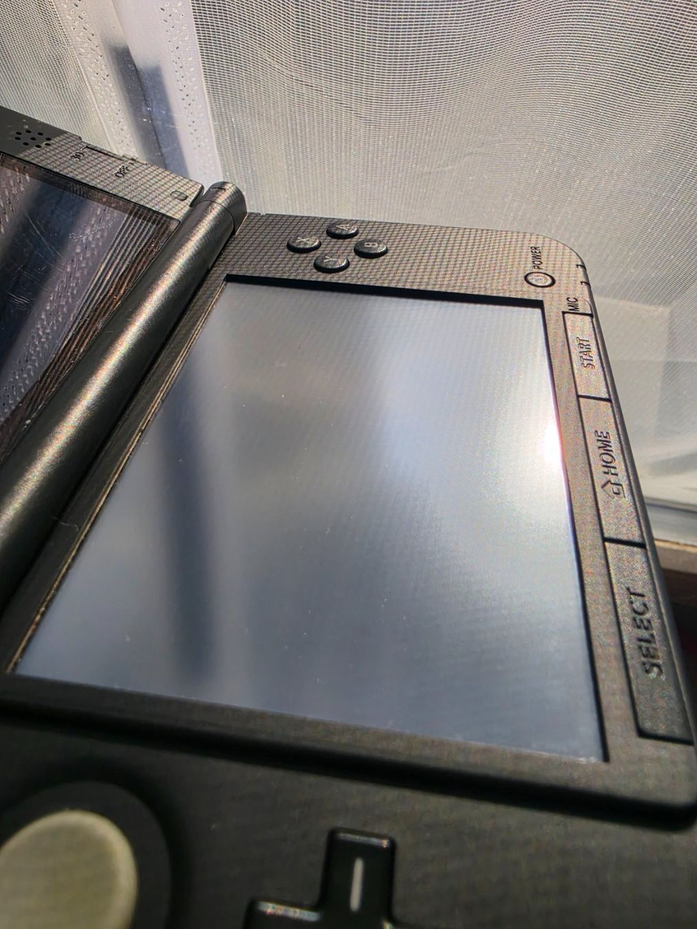 Nintendo Konsolen: Nintendo 3DS XL in rot – Gebraucht aus Sempach von Knuckles17 2