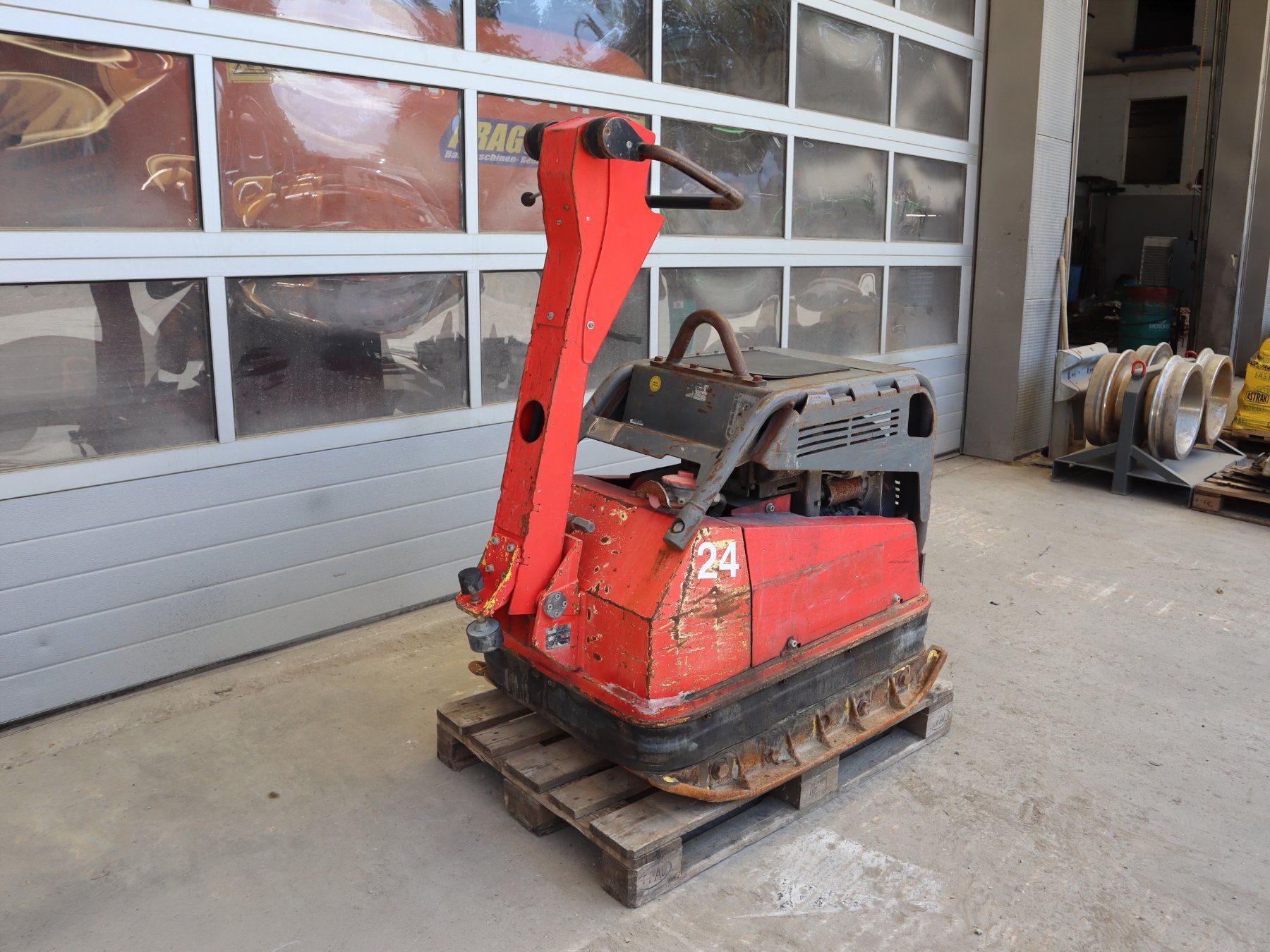 Wacker Neuson Tutte le macchine: Wacker Neuson DPU 100-70Les Vibroplatte – Usato da Hasle LU venduto da Arag08 3