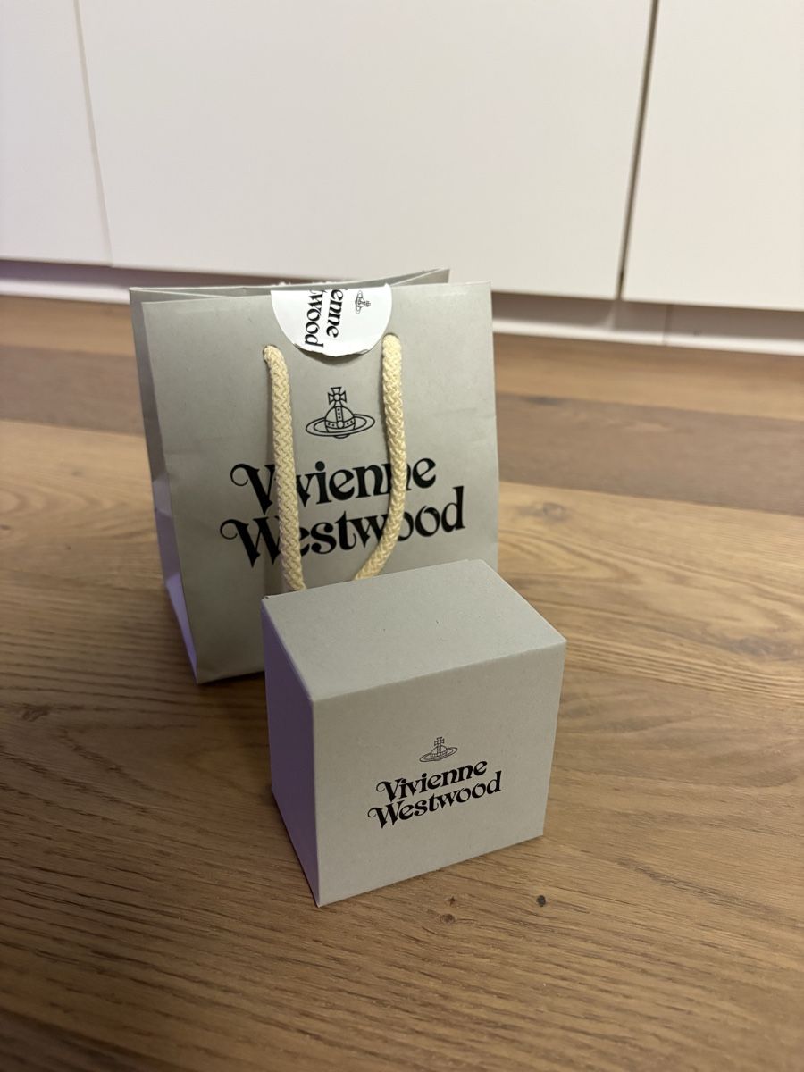 Ketten: Originale Vivienne Westwood Orbit Halskette – Neu und originalverpackt aus Kräiligen von val_8t5h 3