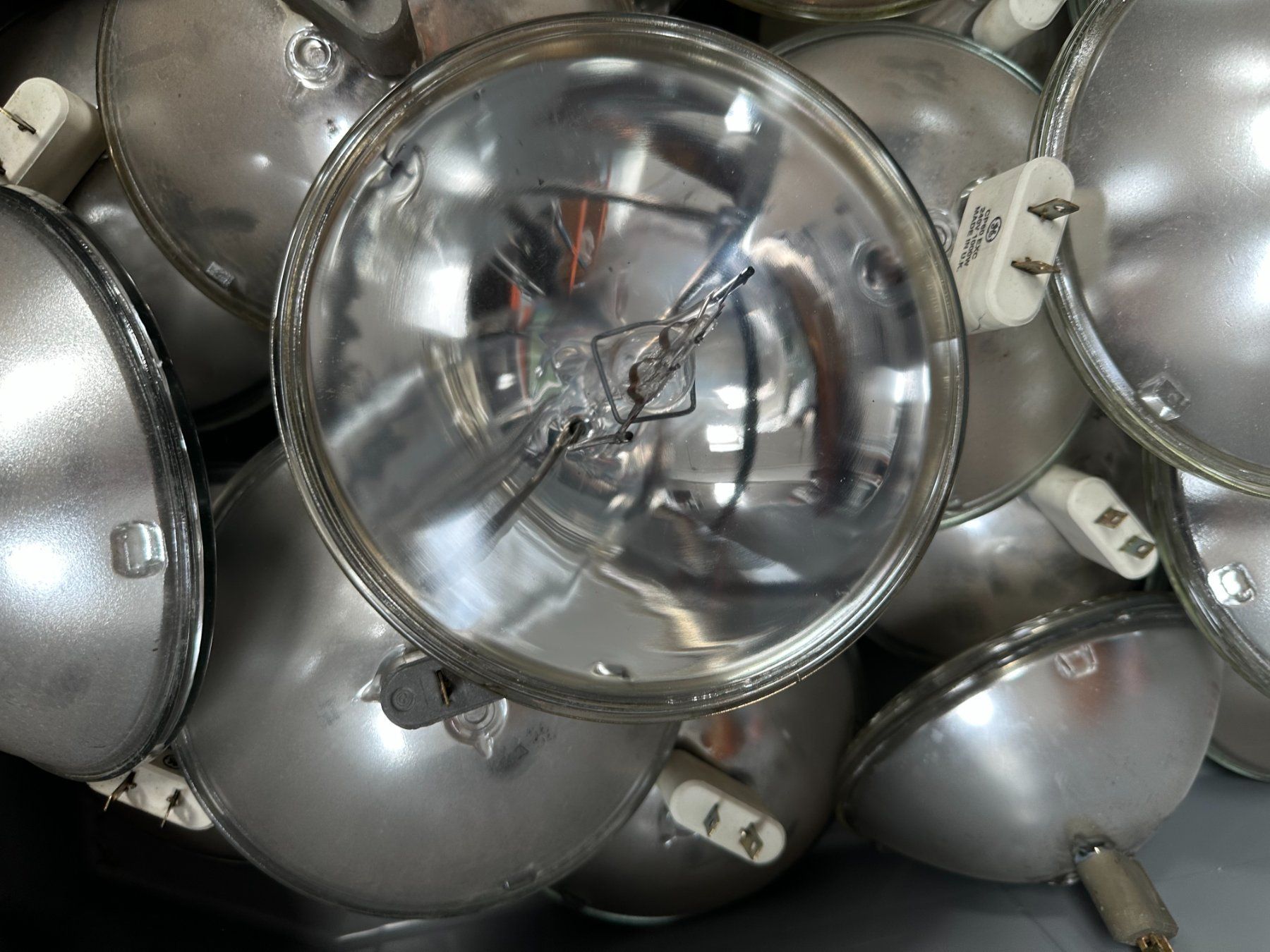 Lampade: Lampe Spot CP60  PAR-64  6 Stück – Usato da Langenthal venduto da Ursmuell