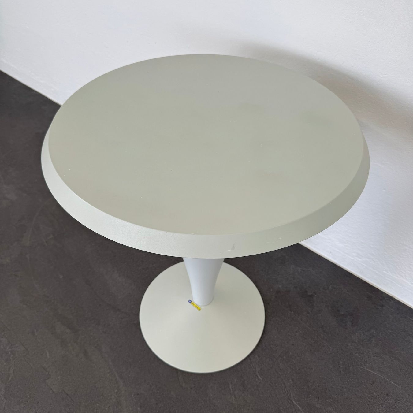 Kartell Scaffali: Kartell Miss Balù Table – Usato da Schönenwerd venduto da mcofficeshop 3