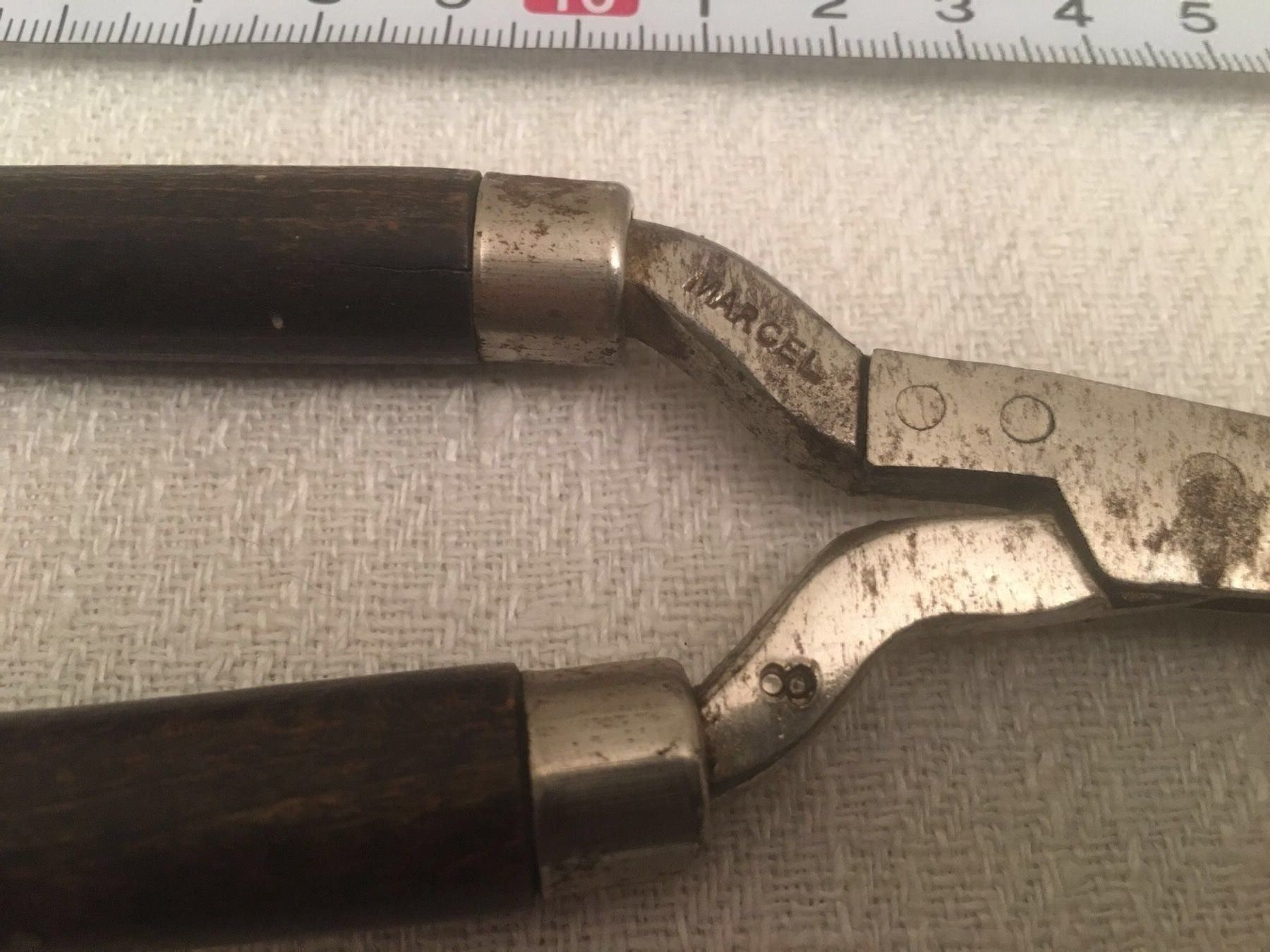Lockenstäbe & Haarglätter: Antiker Lockenstab – Gebraucht aus Basel von Gundeli-25 2