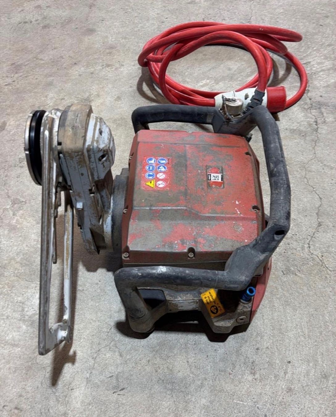 Tutte le macchine: Hilti Wandsäge DST 20-CA 3x400V – Usato da Lützelflüh-Goldb venduto da Zimmtec2012 1