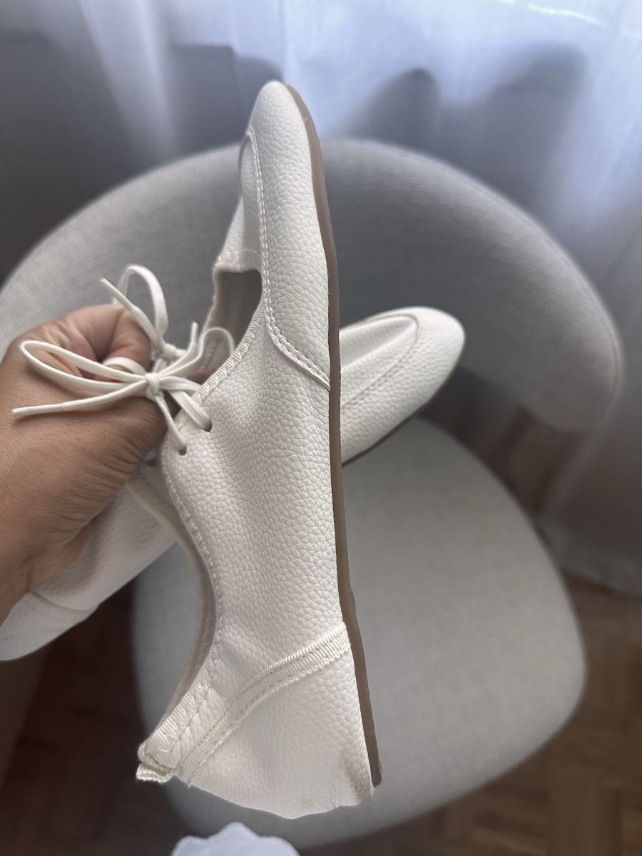 Scarpe da donna: Weisse Ballerinas – Nuovo (secondo la descrizione) da Zürich venduto da Chez_Dali 2