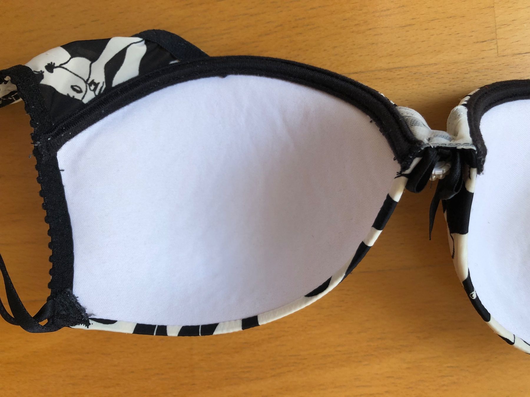 Chantelle Altra biancheria intima: Bh Push Up LP CHF 129.- – Usato da Buchs-ZH venduto da rivella55 3