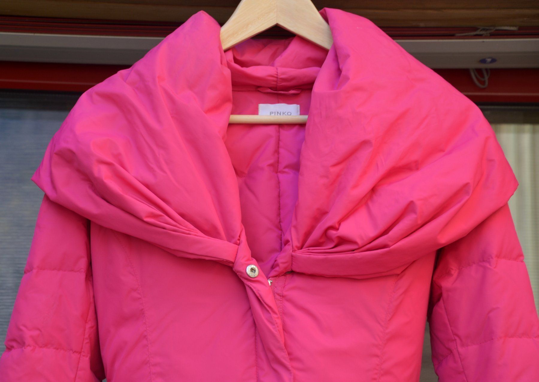 Pinko Jacken: Daunenjacke PINKO doudoune .38 – Gebraucht aus Collonges von arashee 5