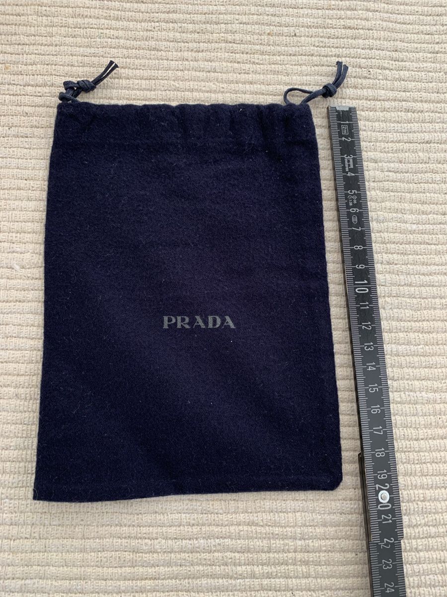 Prada Borse: Dustbag Prada – Nuovo (secondo la descrizione) da Gland venduto da TallyEva 1