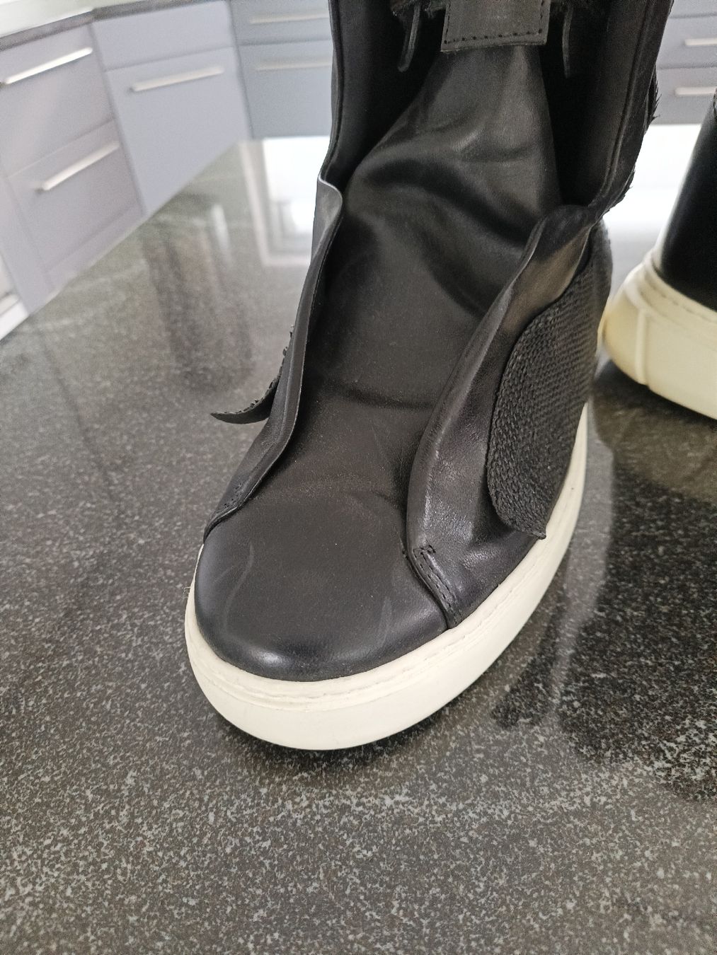 Scarpe da uomo: Space Turnschuhe – Nuovo (secondo la descrizione) da Thun venduto da oli_s6kv 4