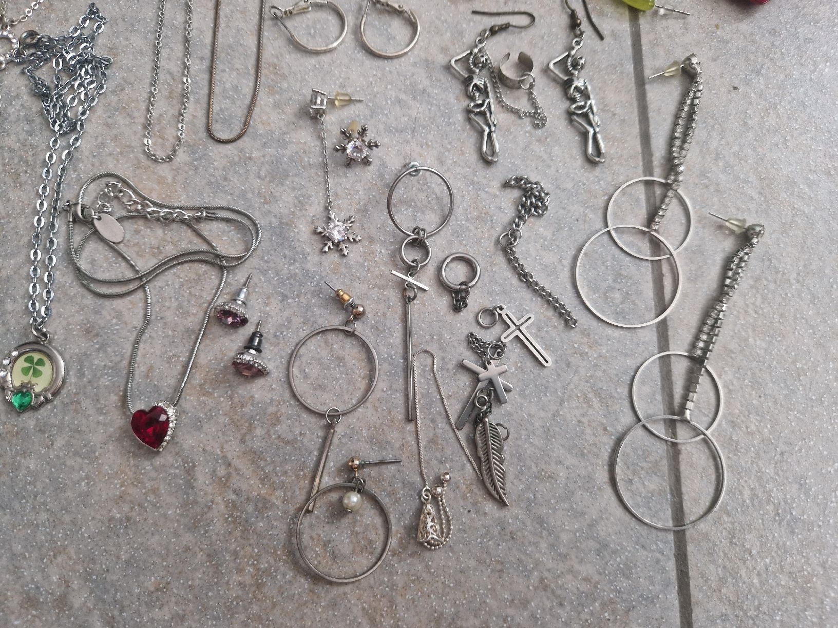 Altri gioielli: Grosses Konvolut Modeschmuck 2 – Usato da Zofingen venduto da TR1981 1