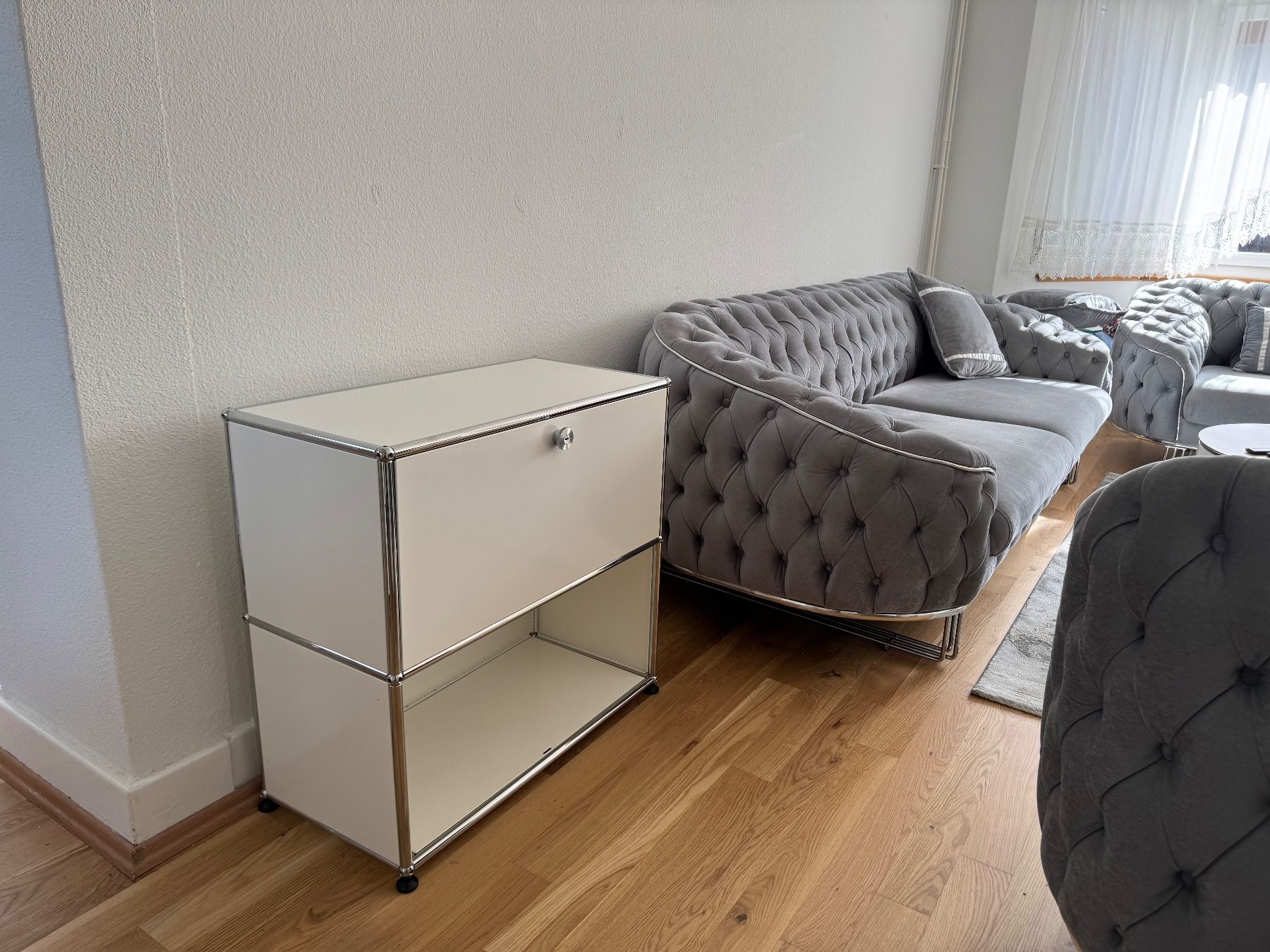 USM Cassettiere: Usm Highboard Weiss Lidferung Gratis – Usato da Thun venduto da Thuno6 7