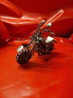 Coole Deko: Handgefertigtes Motorrad-Modell aus Metall!