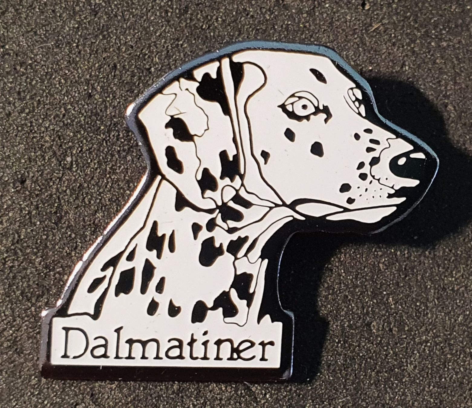 Placchette & Badge: CC411 - Pin Hund - Dalmatiner – Usato da Reinach BL venduto da Boston-Verkauf