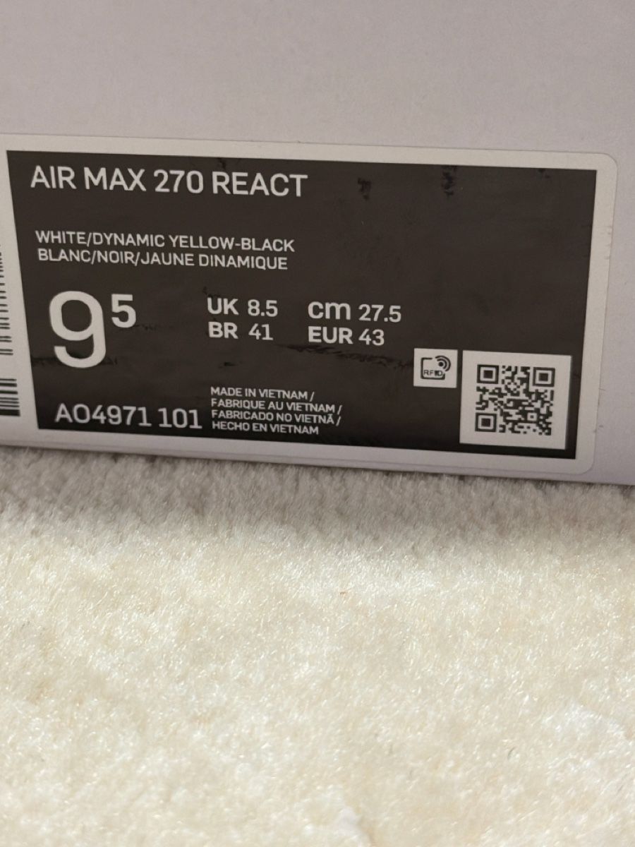 Nike Herrenschuhe: Nike Air Max 270 React, taille 43, comme neuves! Superbes. – Neu (gemäss Beschreibung) aus Fribourg von cat_tb68 2