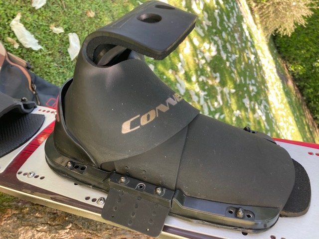 Sci: CONNELLY CONCEPT SLALOM WATTER SKIE CERAMIC/GRAPHITE – Nuovo (secondo la descrizione) da Losone venduto da EM2019 2