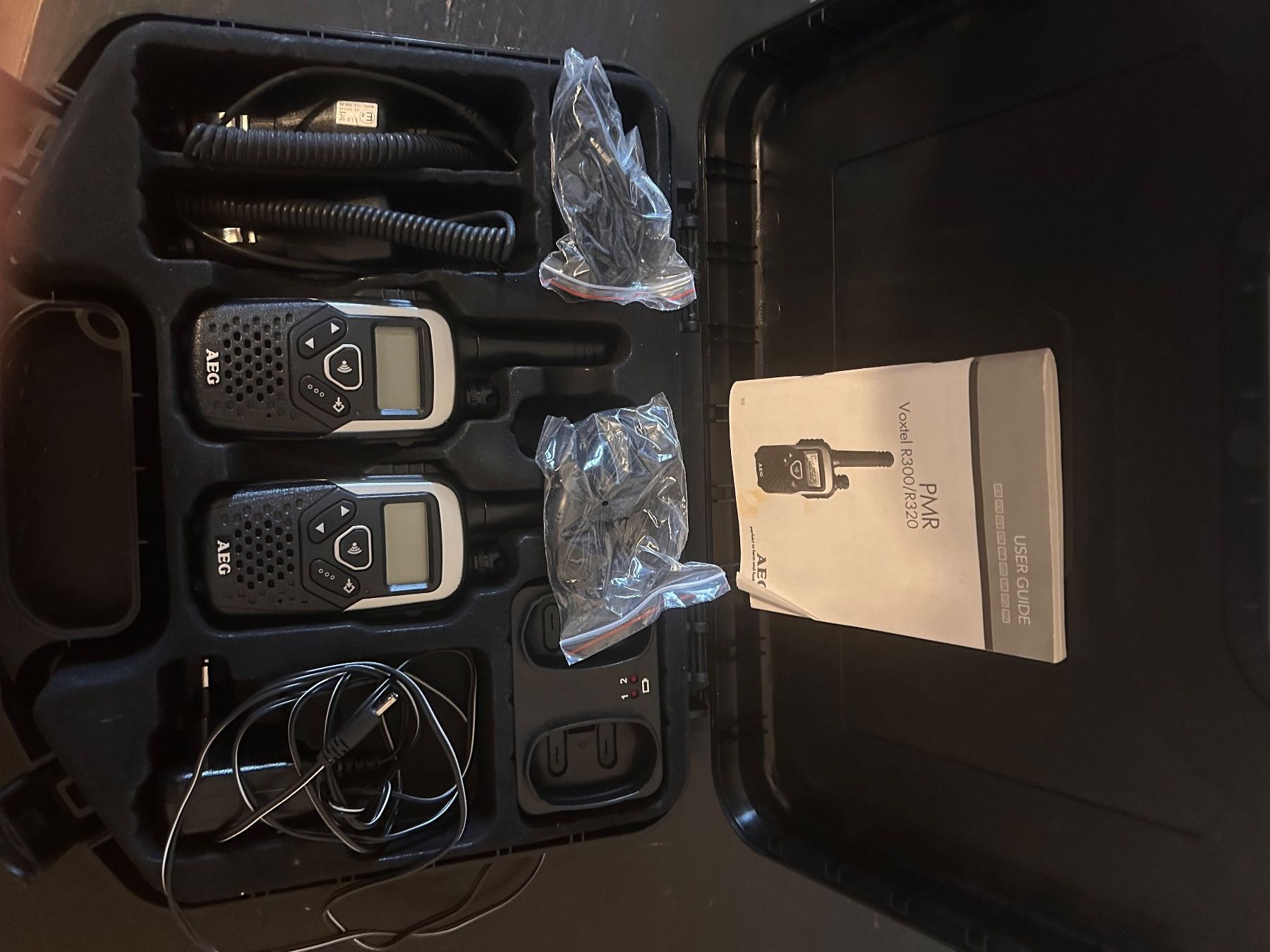Radiocomunicazione: AEG Walkie talkie – Usato da Uster venduto da sil_6ndz