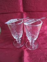 2 Absinthgläser mit Löffel