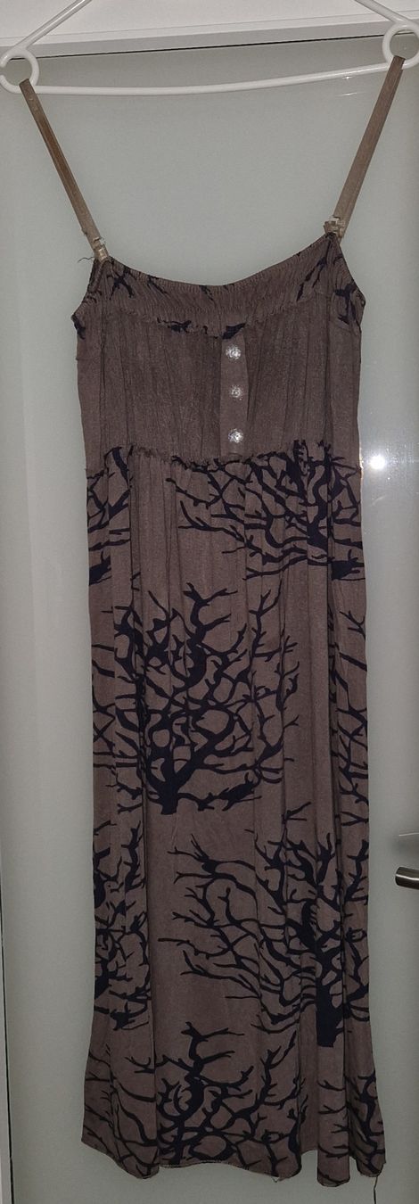 Vestiti: Robe pour femme L – Usato da Couvet venduto da Pioune