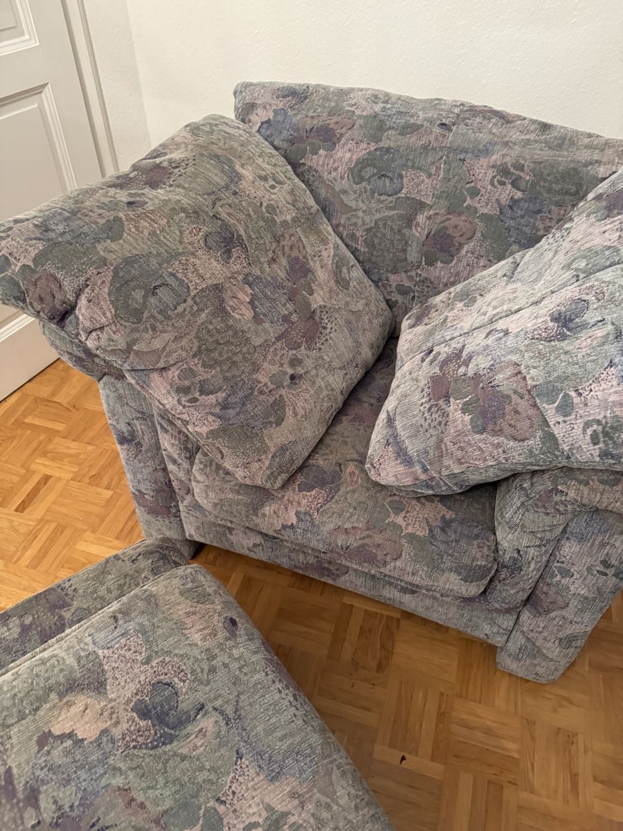 Poltrone: Fauteuil aus Stoff m Hocker – Usato da Basel venduto da sch_9g6x