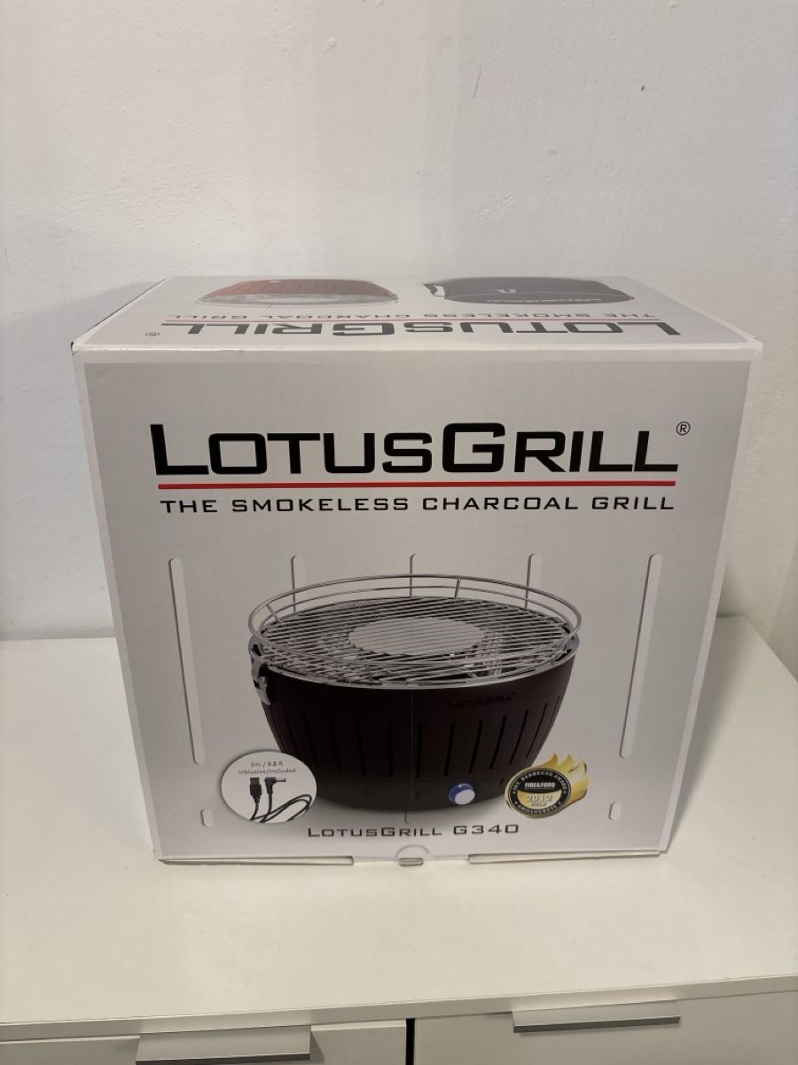 Griglie: Original verpackter Lotus Grill G340 – Nuovo e nell'imballaggio originale da Malans GR venduto da fraesteve