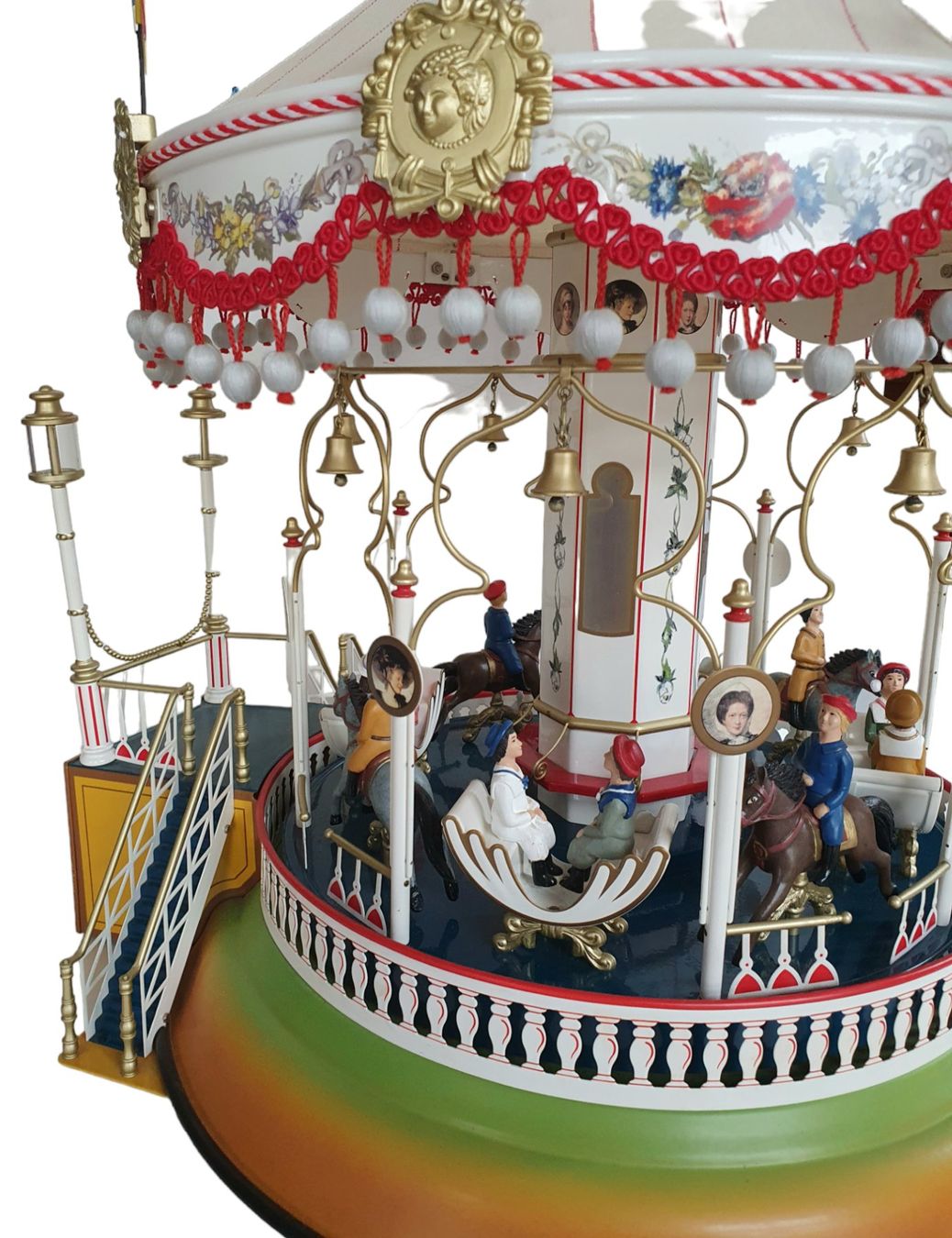 Giocattoli: grosses Märklin Karussel – Usato da Flawil venduto da JaguarXJSHE 3