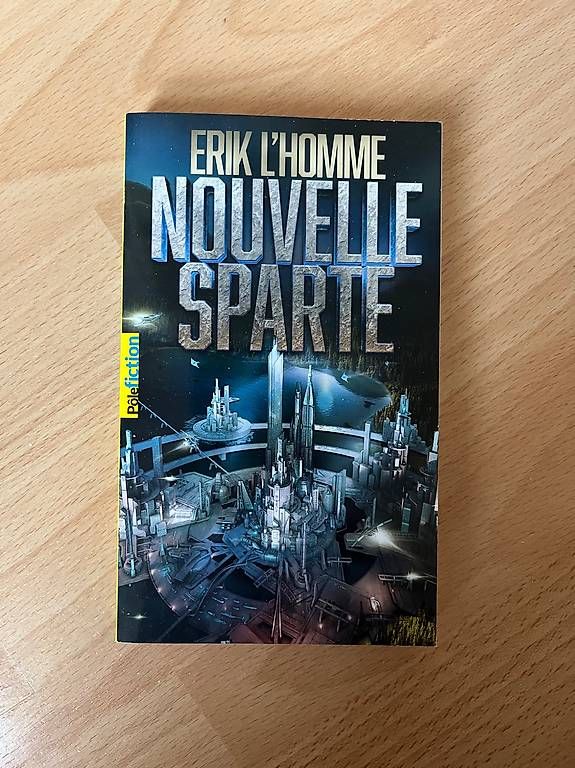 Livres: Nouvelle sparte – D'occasion à Champagne par Marie2108