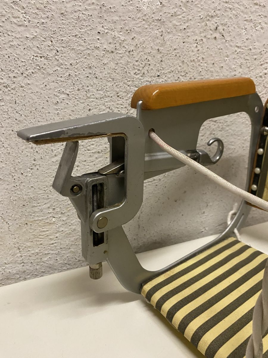 Chaises hautes: Antiker Kindersitz – D'occasion à Zürich par Modulator 1