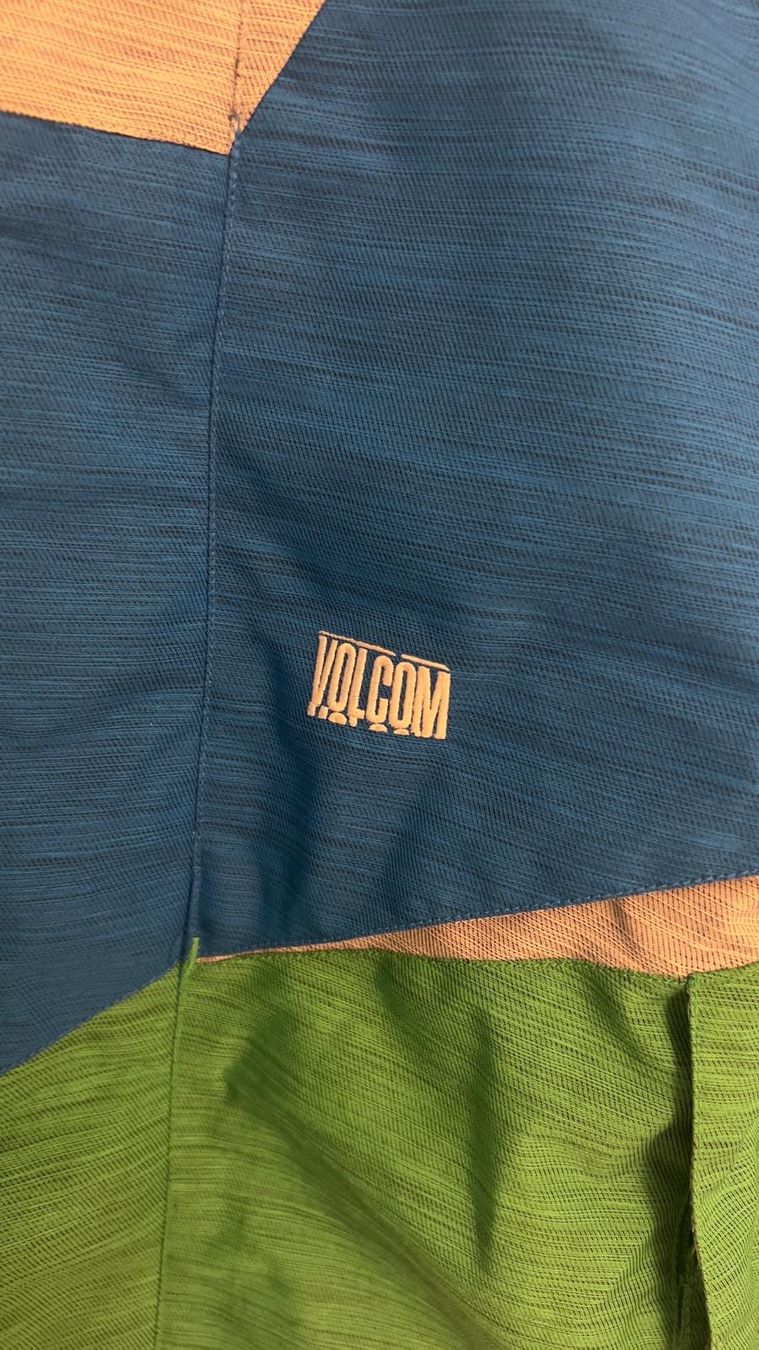 Volcom Giacche: Snowboardjacke Volcom - S - (M) – Usato da Root venduto da Aravy 1
