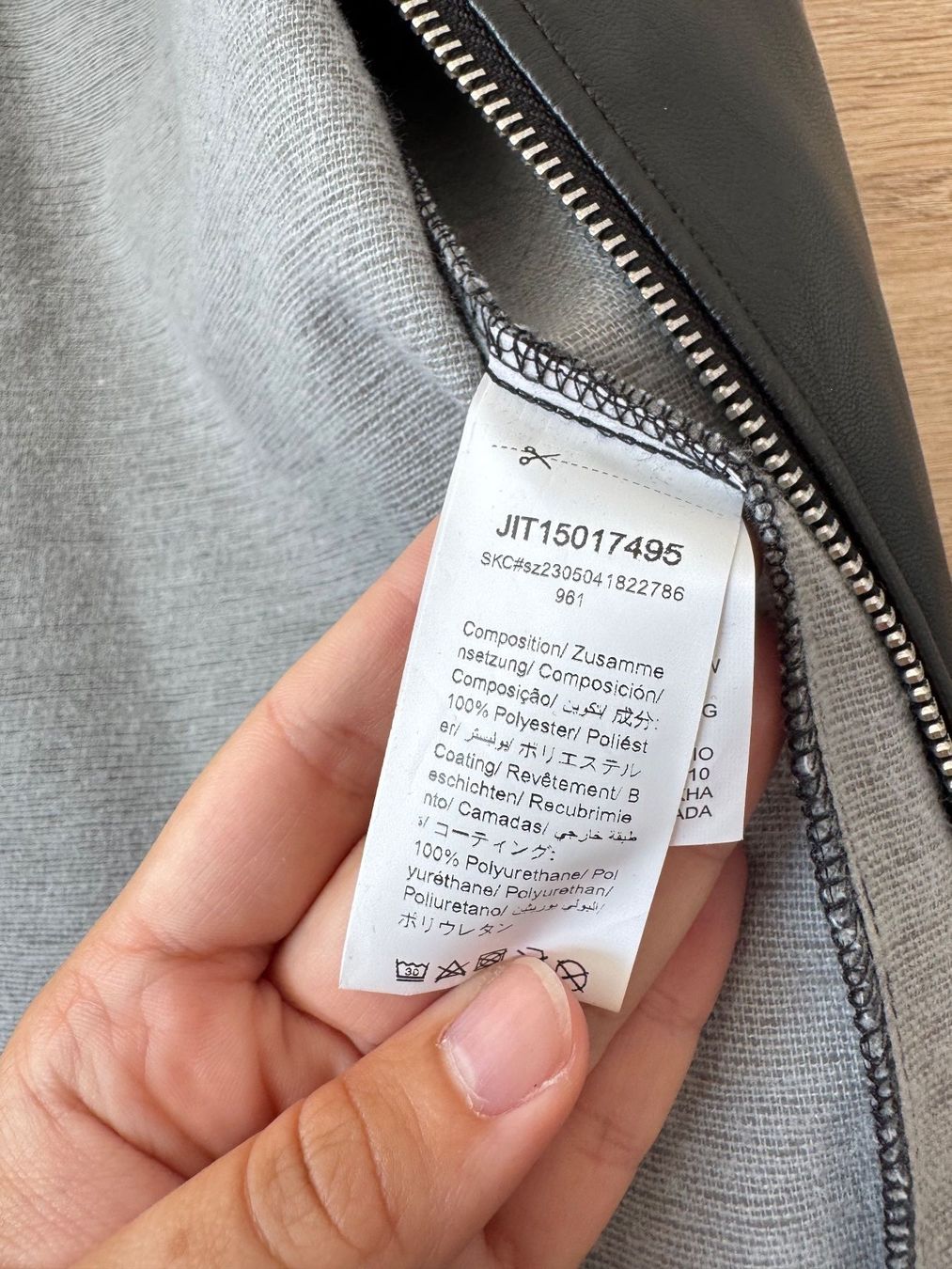 Jacken: Veste biker courte – Gebraucht aus Montreux von Izapechee 1