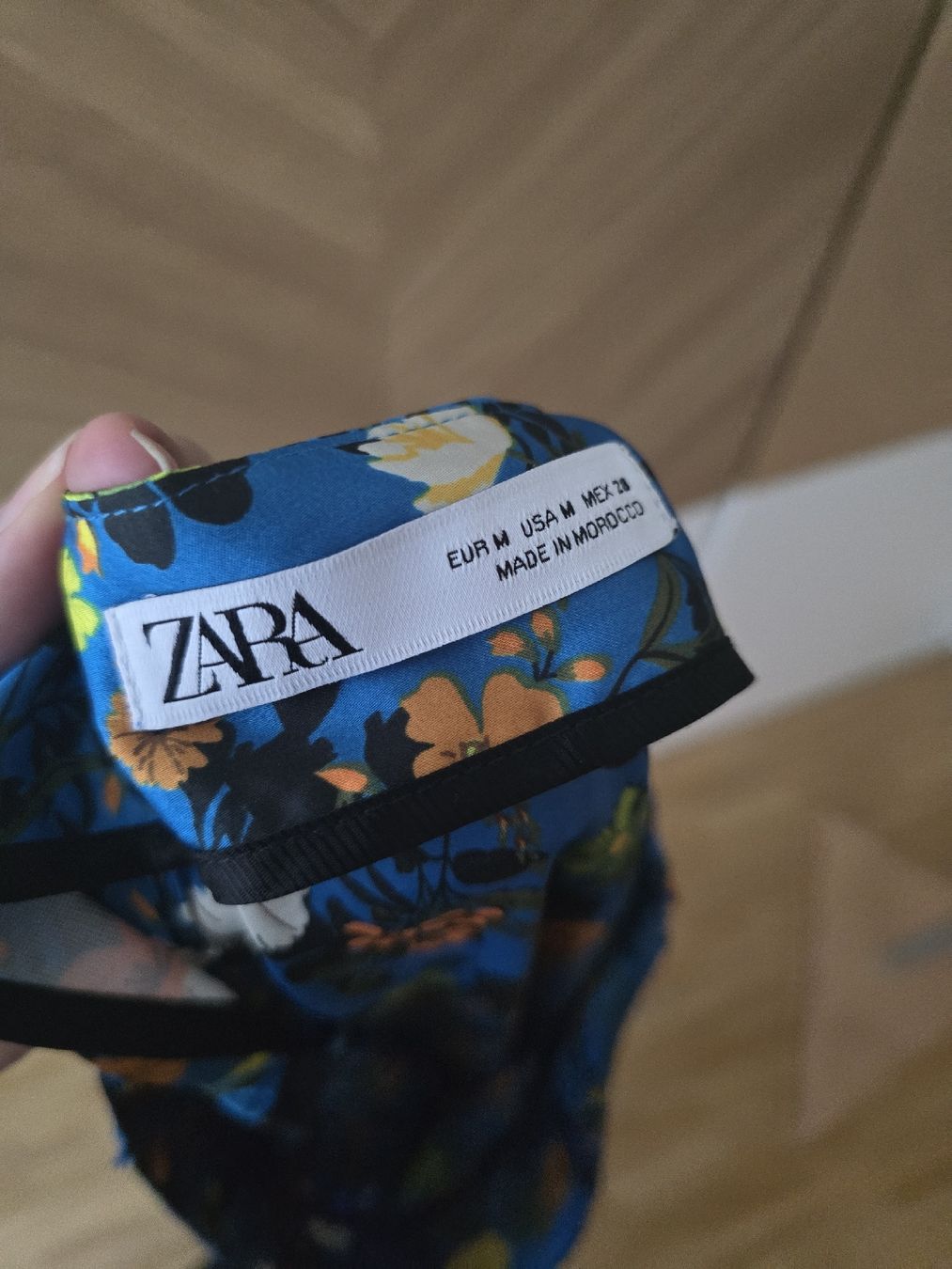 Zara Gonne: Zara Rock, Grösse M, Blau mit Blumenmuster – Nuovo (secondo la descrizione) da Zürich venduto da ale_bg2x 3
