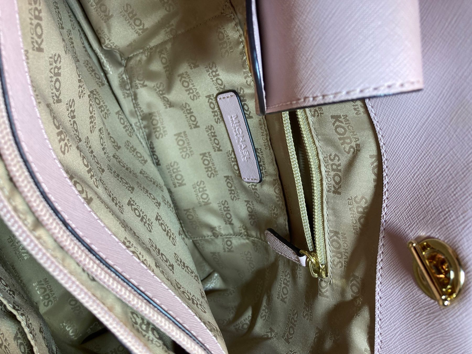 Michael Kors Sacs femmes: Handtasche Michael Kors – D'occasion à Muttenz par 4uLadies 5