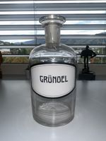 Antike Apothekerflasche «Grünöl» mit Glasstopfen