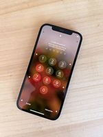 iPhone 12, dunkelblau mit MDM Sperre