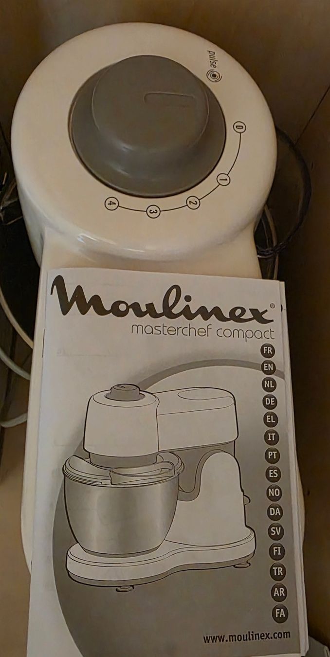 Moulinex Küchengeräte: Moulinex Küchenmaschine Masterchef Compact Type QA200 – Gebraucht aus Richterswil von Rem2011 6