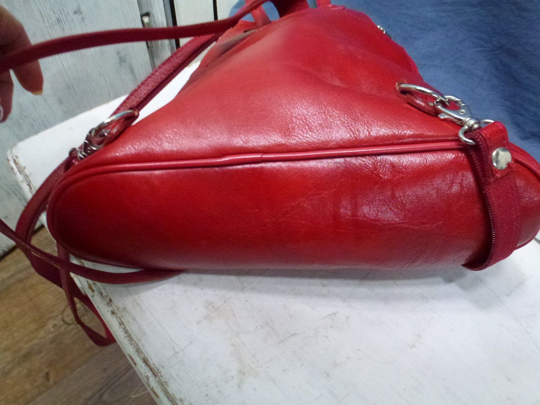 Zaini: ECHT LEDER RUCKSACK ROT SHOPPER ODER RUCKSACK EDEL DESIGNER – Usato da Kreuzlingen venduto da ang_7k8d 8