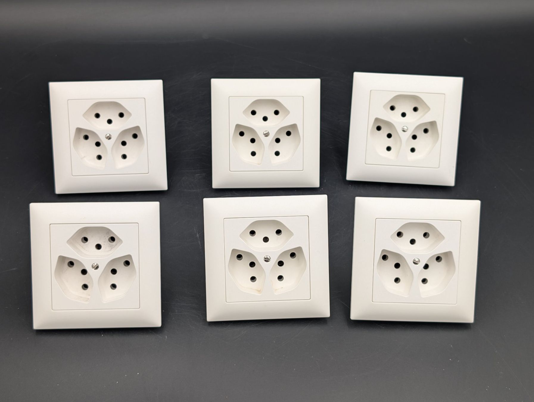 Feller Stecker: Feller EDIZIOdue Set 6 Stück 3xT13 – Gebraucht aus Winterthur von Hint17