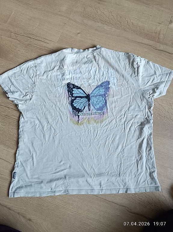 T-shirt: YOURTURN T-Shirt – Usato da Ilanz venduto da Secnd_hand 2