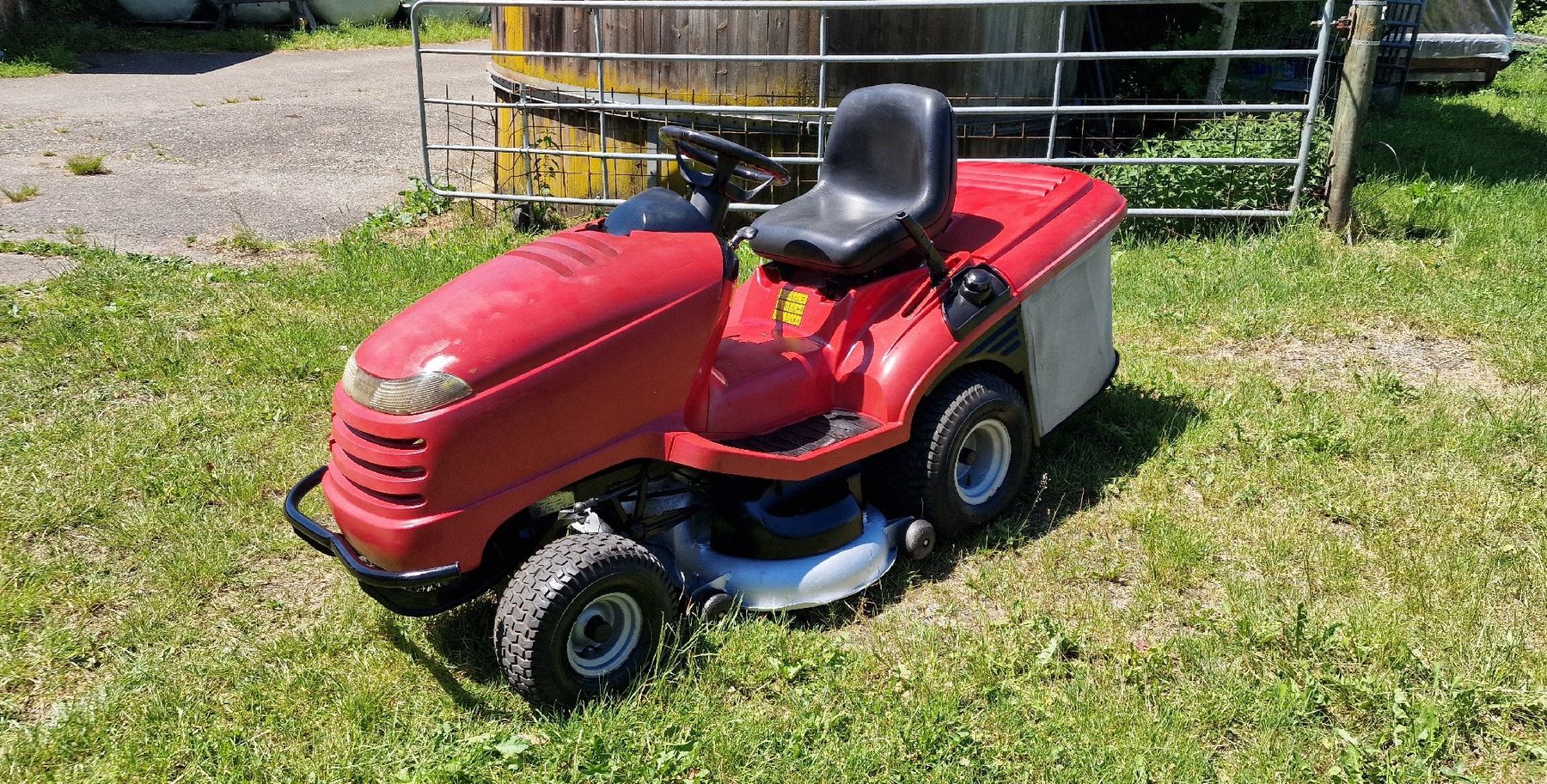 Honda Tagliaerba: Honda HF2417 Rasentraktor  – Usato da Tagelswangen venduto da Axel_36 1