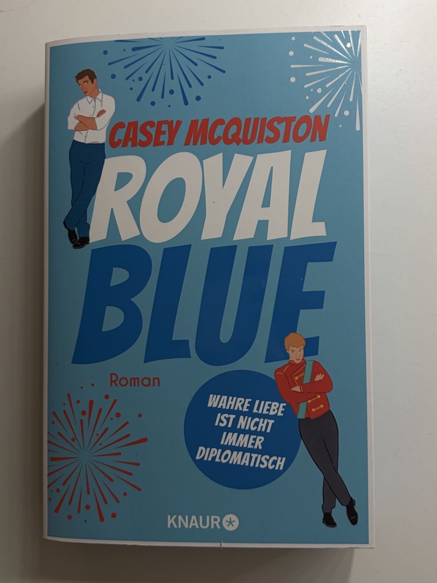 Libri: Royal Blue Roman von Casey McQuiston – Nuovo (secondo la descrizione) da Unterstammheim venduto da elw_wg5y