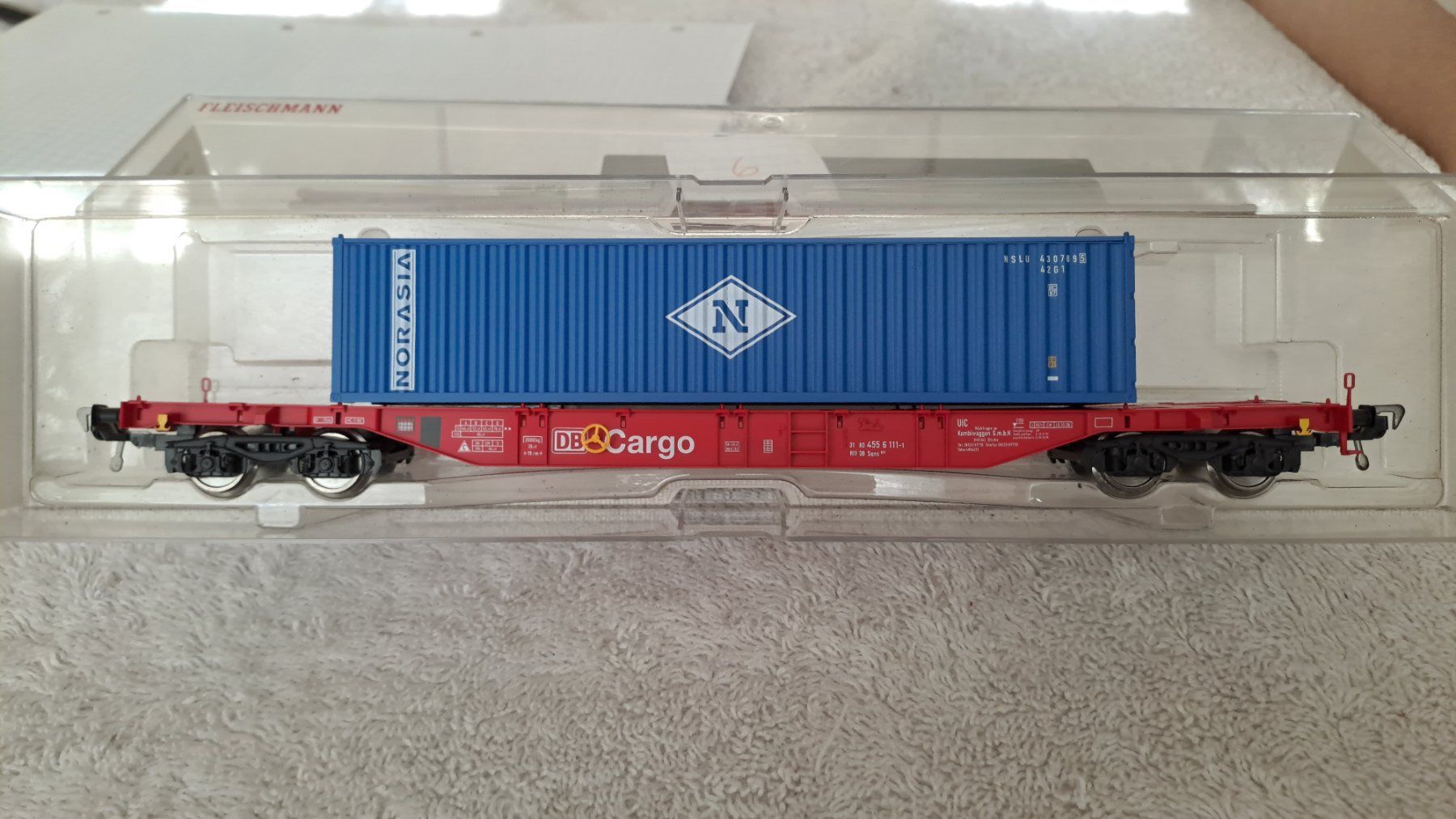 Fleischmann Modellini di ferrovie: Fleischmann 5249 Niederflurwagen Cargo mit Container H0 GL – Usato da Winterthur venduto da Riebeli333