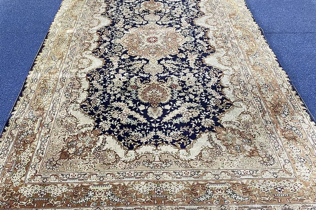Tappeti: Seidenteppich - Türkischer Hereke Teppich aus Seide – Usato da Ballwil venduto da ClassicGallery 3