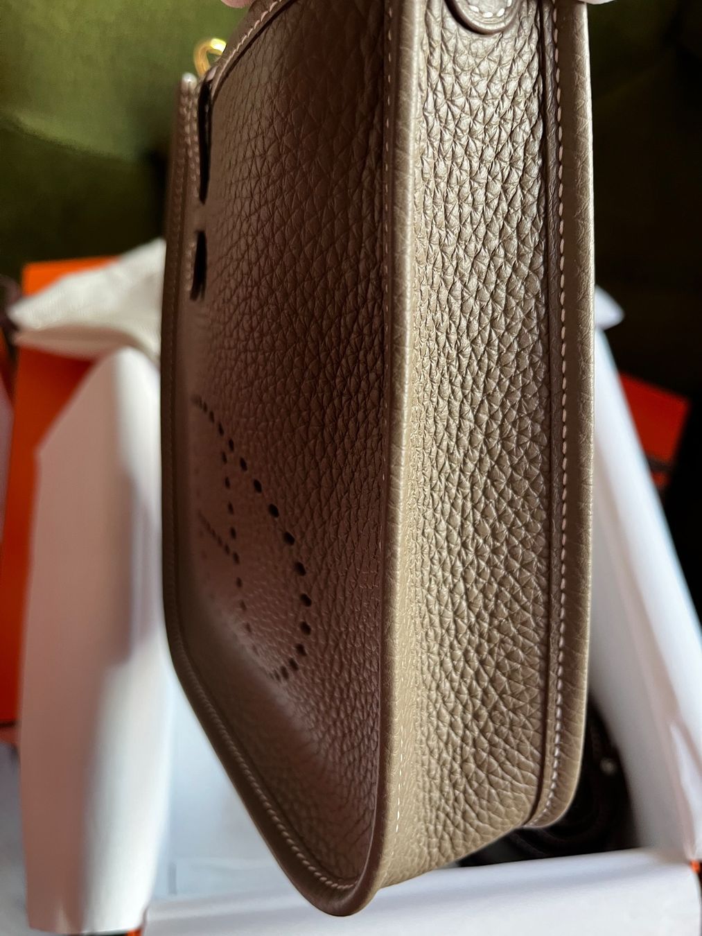 Hermès Borse da donna: Sac Hermès Evelyn TPM – Nuovo e nell'imballaggio originale da Plan-les-Ouates venduto da mbo_lr8w 5